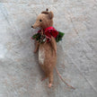 Maus mit Kragen